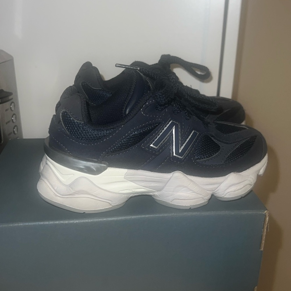 New balance kids